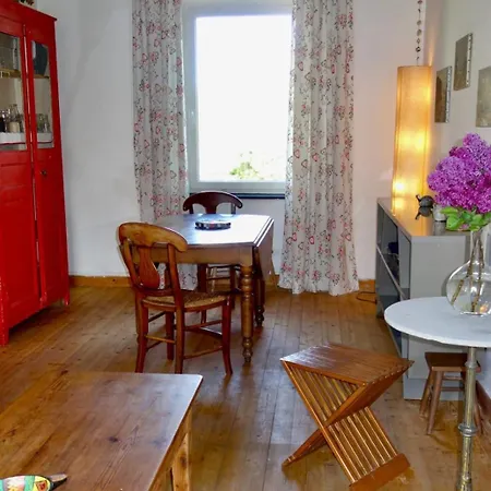 Poppy Lovely Fully-equipped For 6 People Holiday home